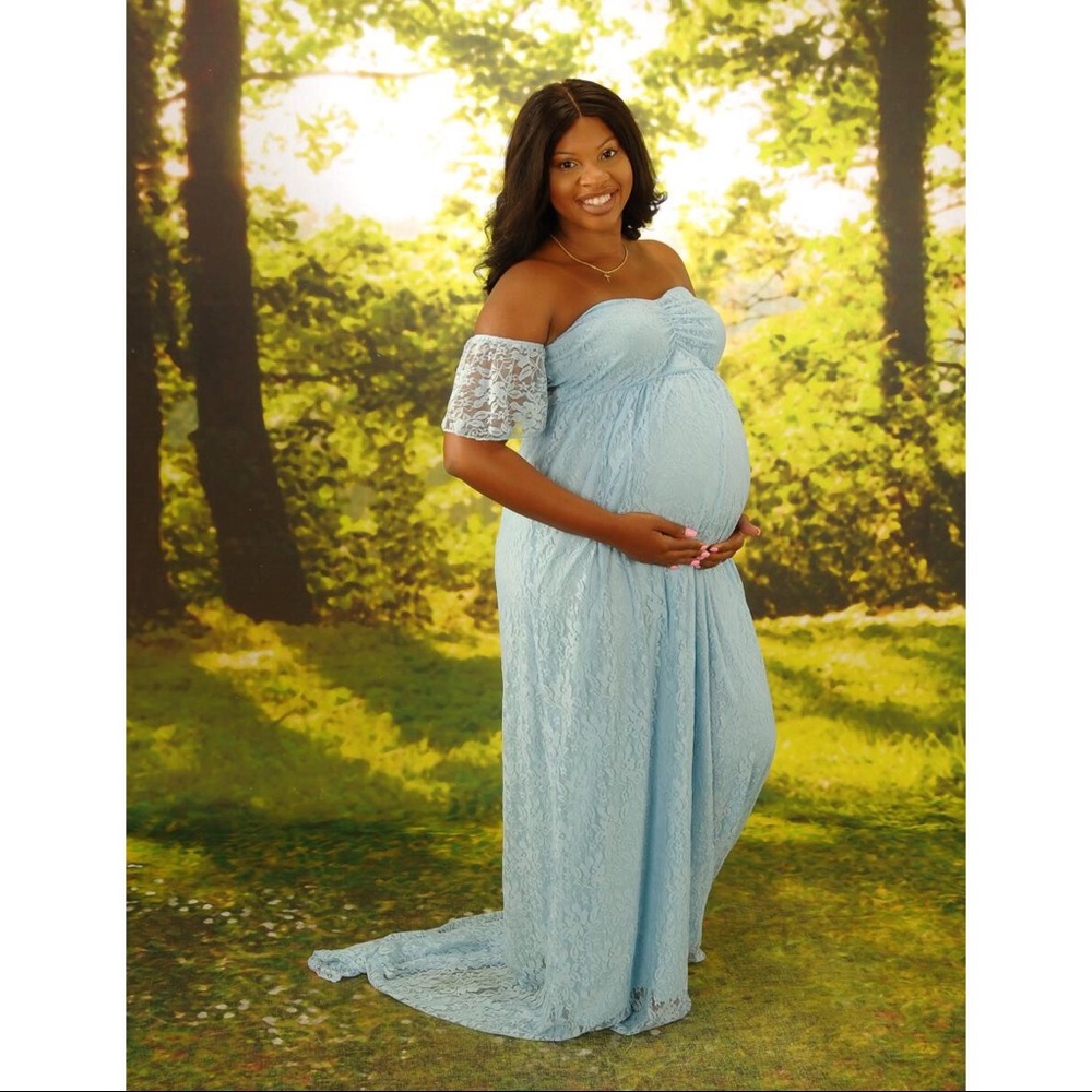 Amazon flowing baby blue maternity dress